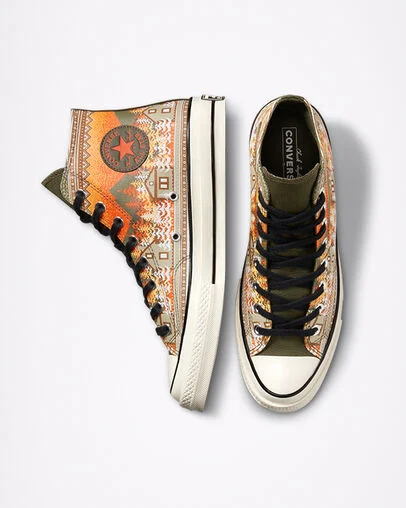 Pull de No&euml;l Chuck 70 Kaki cargo/&Eacute;cru/Noir, Top and Side View