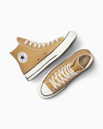 Chuck 70 Toadstool Tan/Egret/Black, Angled View