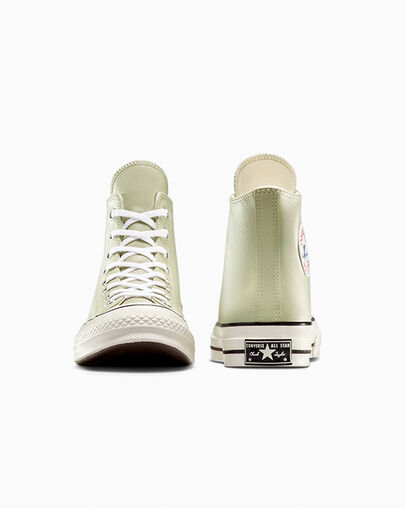 Chuck 70 Leather Pale Surplus/Red/White, Heel View