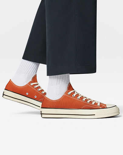 Chuck 70 Vintage Canvas Fire Pit/Egret/Black, On Foot Shot 1