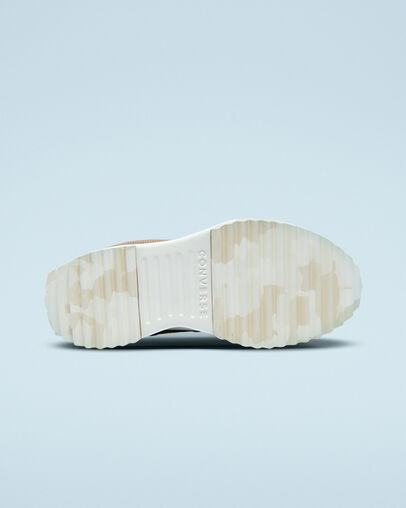 Run Star Hike Platform Tonal Marble Rose Taupe/White/Egret, Outsole View