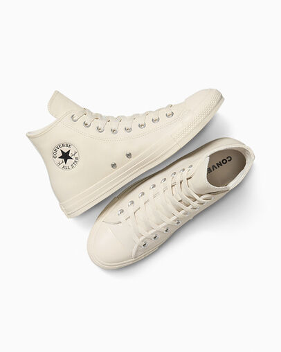 Chuck Taylor All Star Water-Repellent Leather Light Dune/Black/Light Dune, Angled View