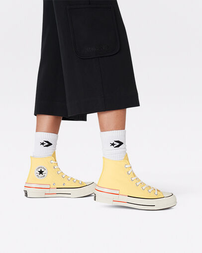 Colorblock Chuck 70 Jaune impulsion/Quartz rose/Écru, On Foot Shot 1