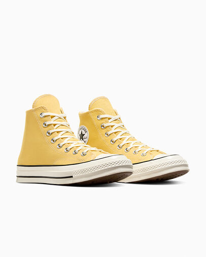Chuck 70 Canvas Bananas/Egret/Black, Top and Side View