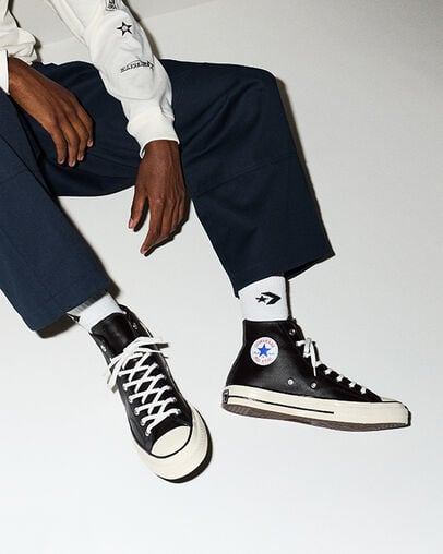 Chuck 70 Leather Black/White/Egret, On Foot Shot 1