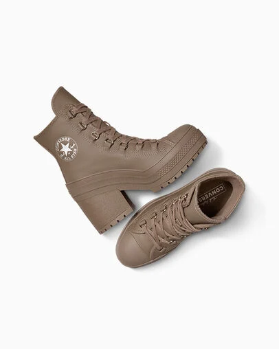 Chuck 70 De Luxe Heel Platform Leather Classic Taupe/Classic Taupe, Angled View