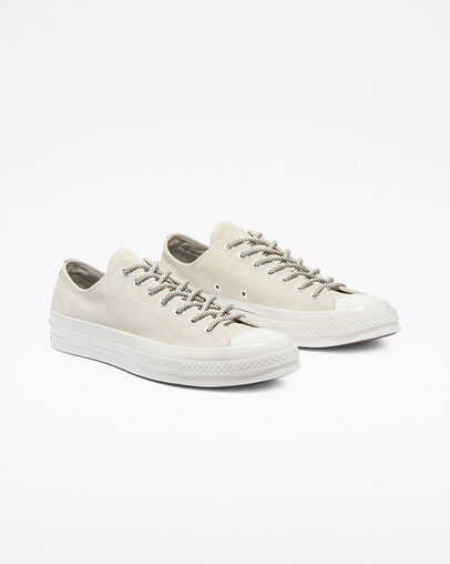 Digital Terrain Chuck 70 String/Schwarz/Pale Putty, Angled View