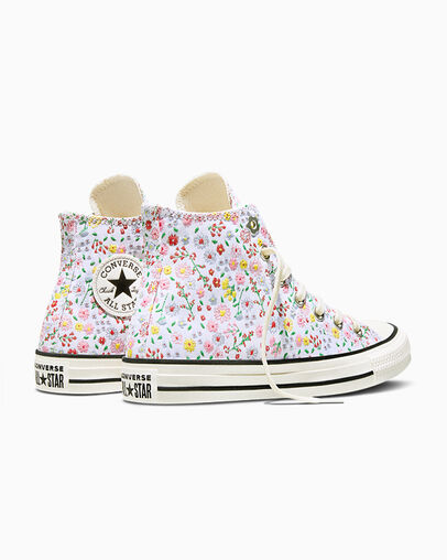 Chuck Taylor All Star Floral Accent Egret/Egret/Cherry Balm, Heel View