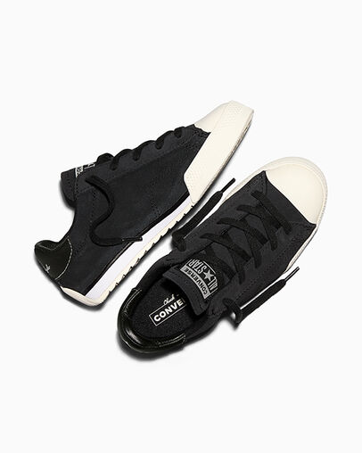 Chuck Taylor Lo Black/Egret/Black, Angled View