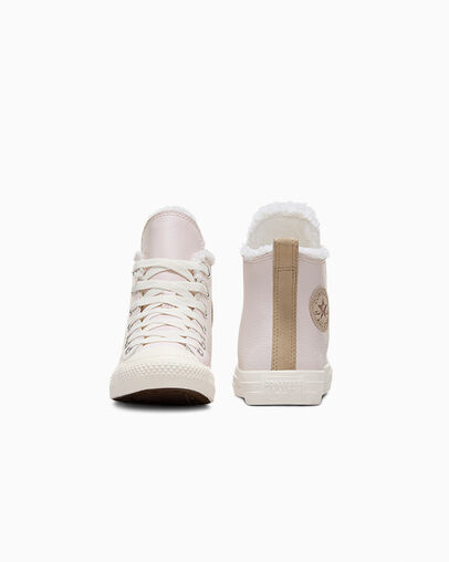 Chuck Taylor All Star Leather & Sherpa Salm&oacute;n relajado/Garza/Piedra c&aacute;lida, Heel View