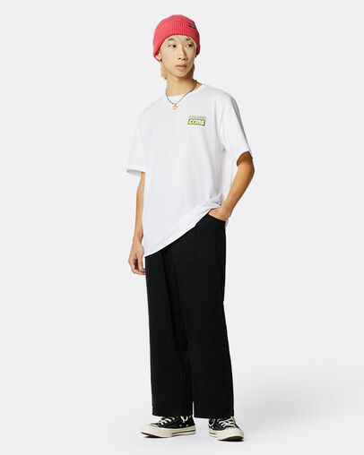 Camiseta CONS Graphic Blanco, Full Body View