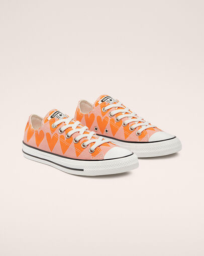 Summer Spirit Chuck Taylor All Star Pink Quartz/Magma Orange, Angled View