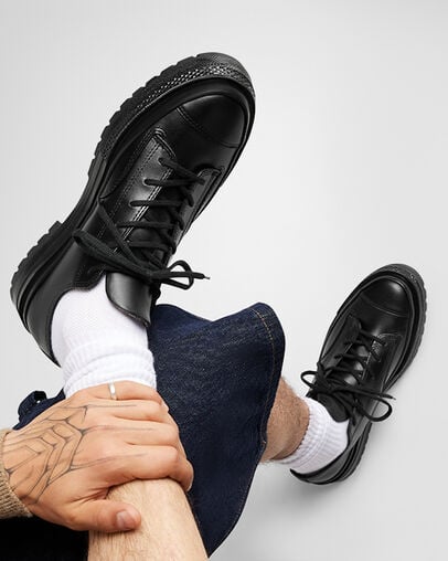 Semi Formal Suit With Converse All Stars Converse Chuck Taylor All