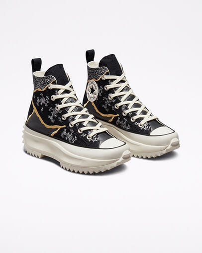 Run Star Hike Platform Metallic Floral Black/Multi/Egret, Angled View