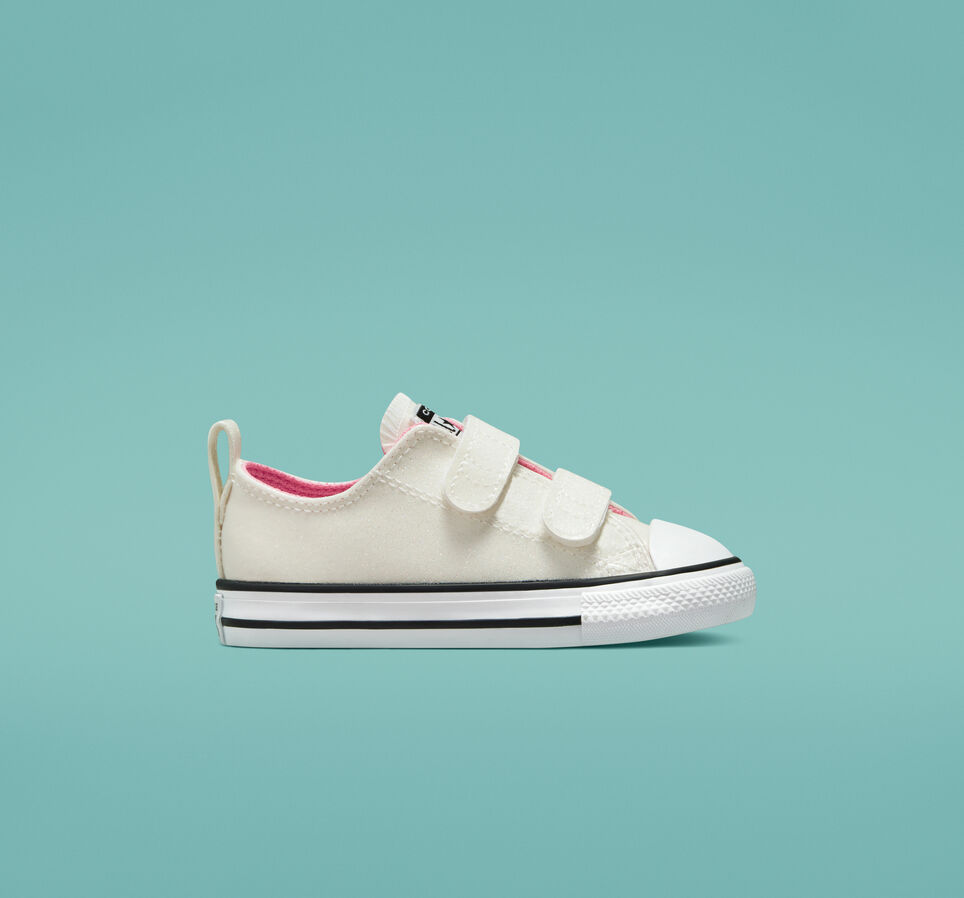Chuck Taylor All Star Rave Easy-On Glitter Low-Top Shoe