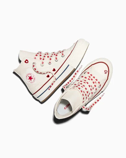 Chuck Taylor All Star Lift Platform Valentine's Day Vintage White/Vintage White, Angled View
