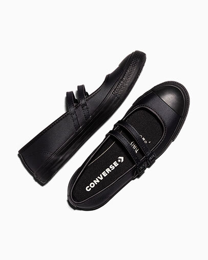 Chuck Taylor All Star Dainty Mary Jane Negro/Negro/Negro, Angled View