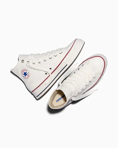 Chuck Taylor Throwback Vintage White/Blue/Red, Angled View