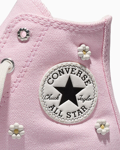 Chuck Taylor All Star Lift Platform Beaded New Found Bloom/Vintage White, Detail Angle View