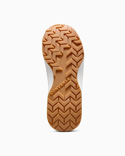 Omni Trainer Egret/Vintage White/Black, Outsole View