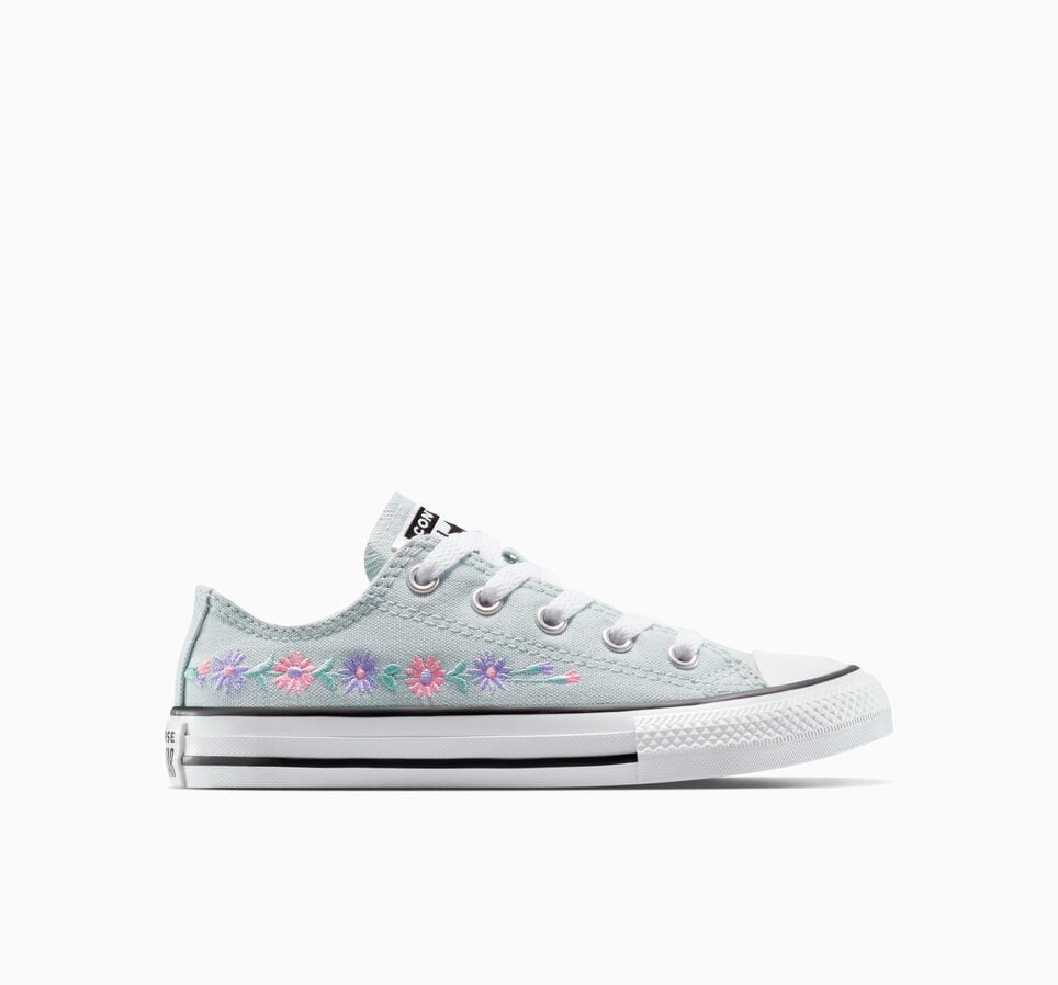 Converse Chuck Taylor All Star Embroidered Florals - A11776C