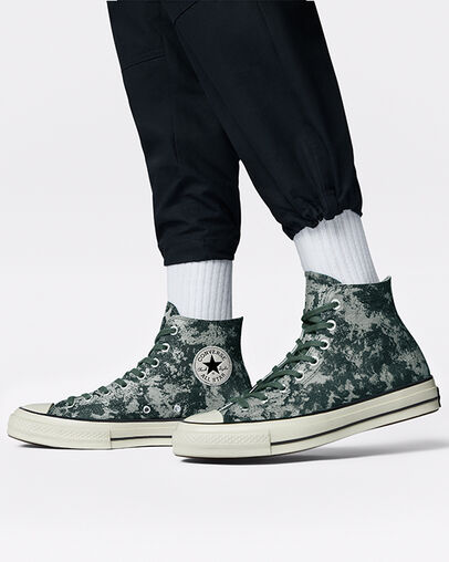 Chuck 70 Surface Fusion Forest Pine/Cool Sage/Egret, On Foot Shot 1