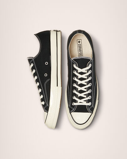 Chuck 70 Classic Canvas Schwarz, Top and Side View