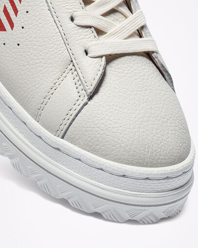 Pro Leather X2 Washed Florals Egret/Terracotta Pink/White, Detail Angle View