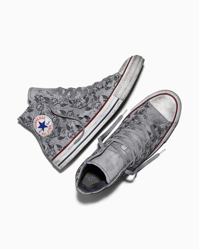 Chuck Taylor All Star Distressed Doodles Skulls Smoke In, Angled View