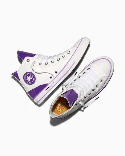 Converse Chuck Taylor All Star x Dragon Ball Z Frieza Lucent White/Tillandsia Purple, Angled View