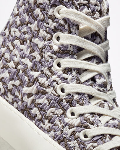 Chuck Taylor All Star Lugged 2.0 Jacquard Sand Dune/Egret/Egret, Detail Angle View
