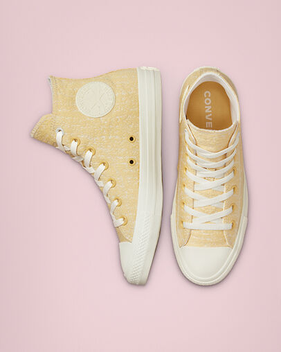 Hybrid Texture Chuck Taylor All Star Saturn Gold/Egret/Egret, Top and Side View