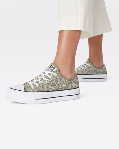 Chuck Taylor All Star Lift Platform Breathable Light Field Surplus/White, On Foot Shot 1