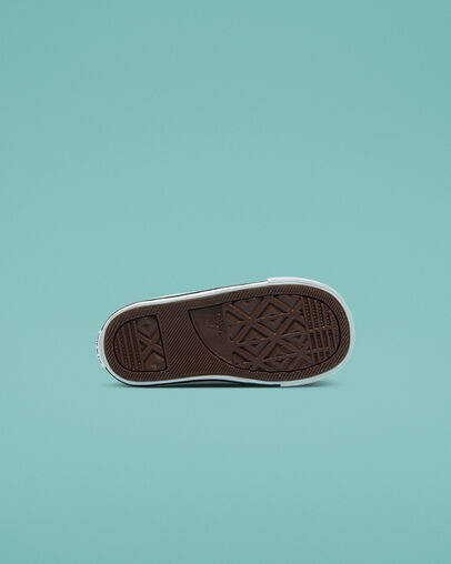 Chuck Taylor All Star Easy-On A Bug's World Ash Stone/Black/Bright Poppy, Outsole View