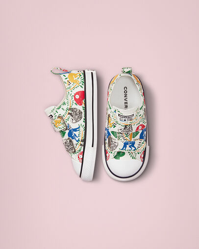 Chuck Taylor All Star Easy-On Multicolored Animals Vintage White/Multi/Black, Top and Side View