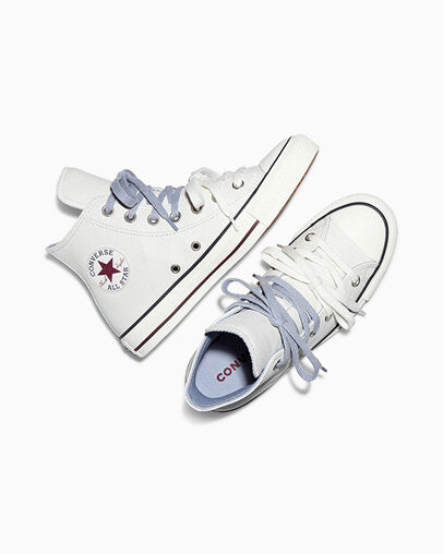 Chuck Taylor All Star Retro Leather Vintage White/Deep Bordeaux, Angled View