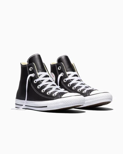 Chuck Taylor All Star Leather Black, Top and Side View