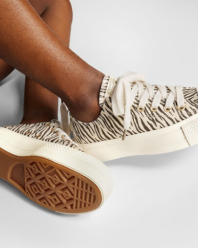 Chuck Taylor All Star Lift Zebra Print &Eacute;cru/&Eacute;cru/Gris fum&eacute;e, Reflective View