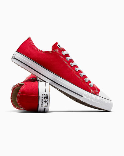 Chuck Taylor All Star Classic Rouge, Detail Angle View
