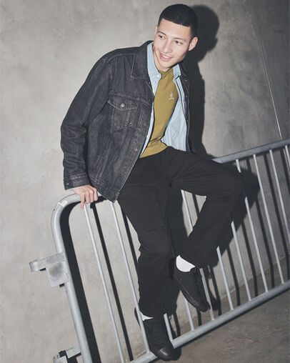 Chuck Taylor All Star Black Monochrome, Detail Angle View