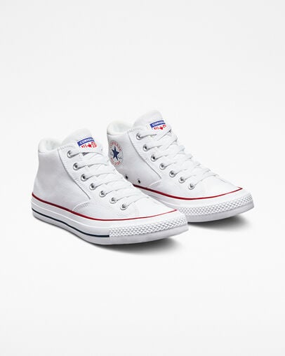 Chuck Taylor All Star Malden Street Weiß/Rot/Blau, Angled View