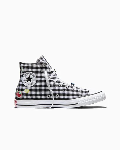 Converse x Hello Kitty And Friends Chuck Taylor All Star Picnic Black/White/Pink, Outer Side View