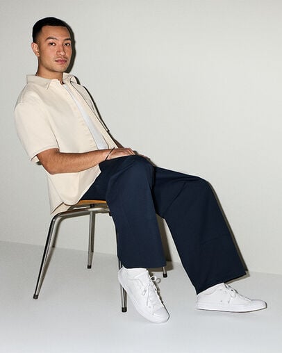 Chuck Taylor All Star White Monochrome, On Foot Shot 1