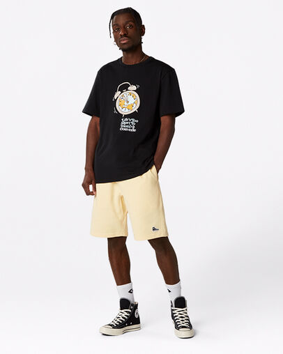 Camiseta gr&aacute;fica Life's Too Short Negro Converse, Full Body View