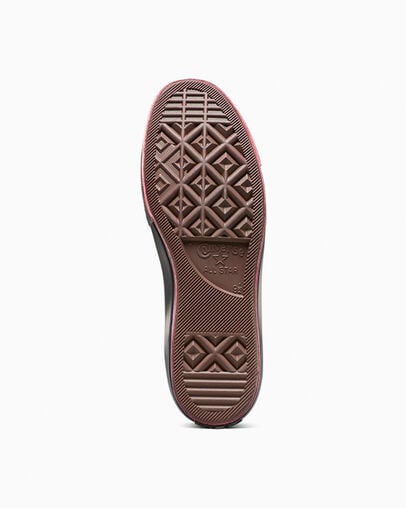 Chuck 70 Canvas Spray Paint Maroon Dirt Dye, Outsole View