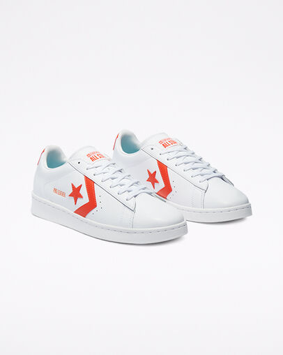 Pro Leather Wit/Bright Poppy/Wit, Angled View