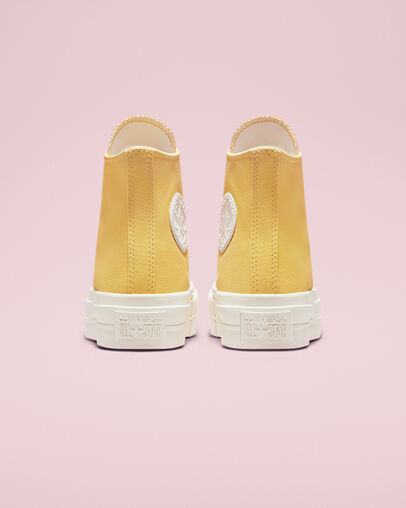 Chuck Taylor All Star Lift Platform Hybrid Texture Saturn Gold/Egret/Egret, Heel View