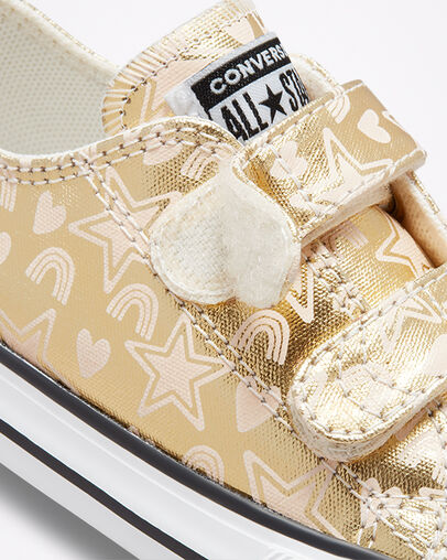 Chuck Taylor All Star Easy-On Stars & Rainbows Light Gold/White/Black, Detail Angle View