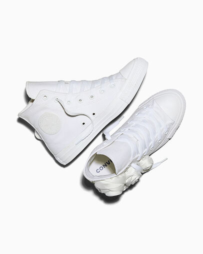 Chuck Taylor All Star 3-D Flourish White Roses, Angled View