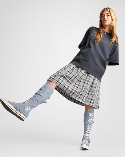 Chuck Taylor All Star XXHi Buckles Wet Stone/Egret/Black, On Foot Shot 1